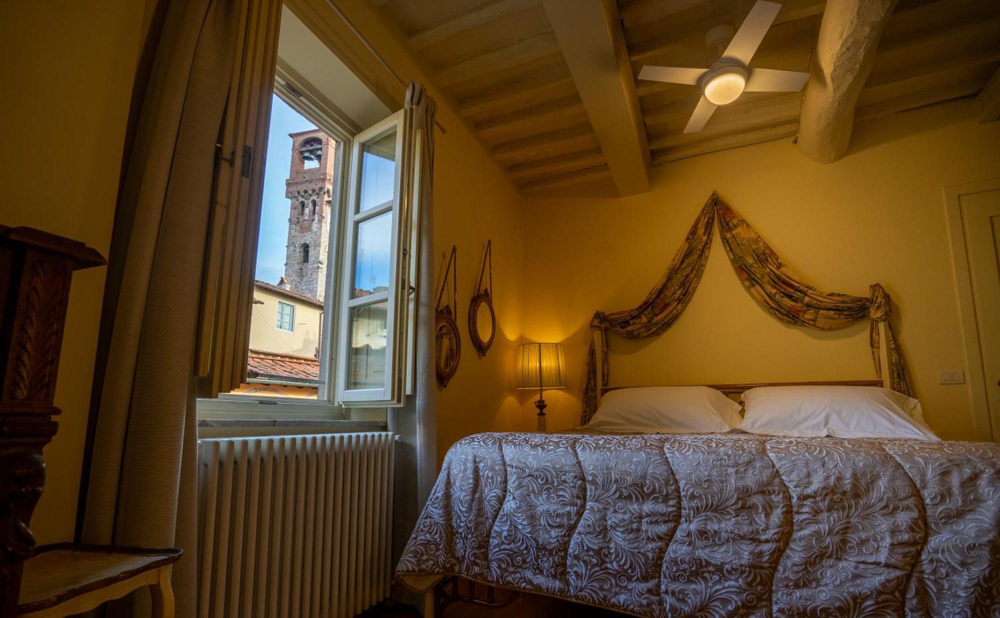 Palazzo Rocchi - Residenza D'Epoca Panzió Lucca Kültér fotó